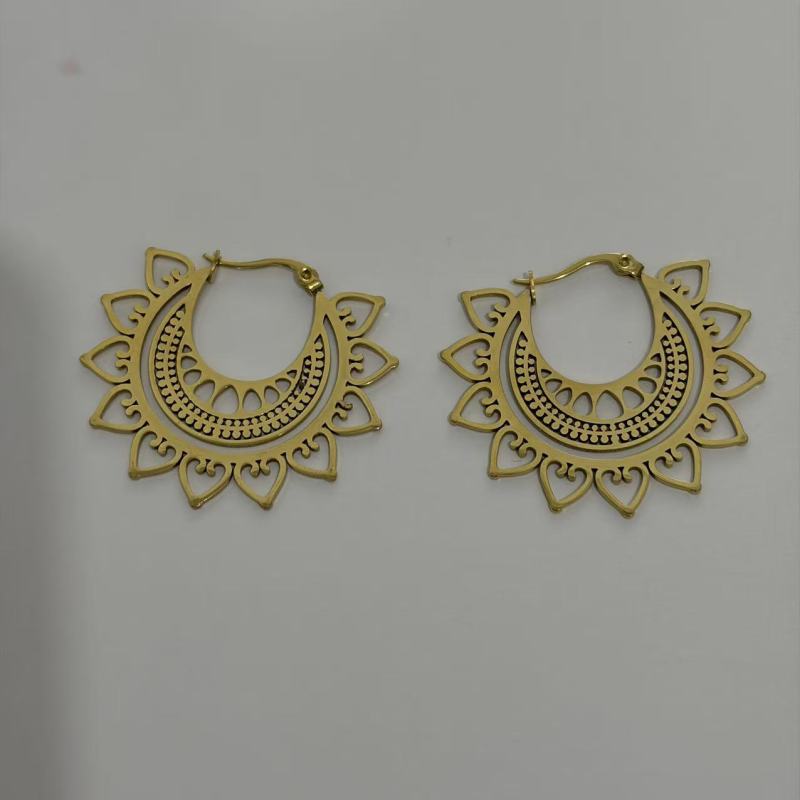 Pendientes circulares huecos d - Ethnic Fashion Trends 2026 reseña y precio